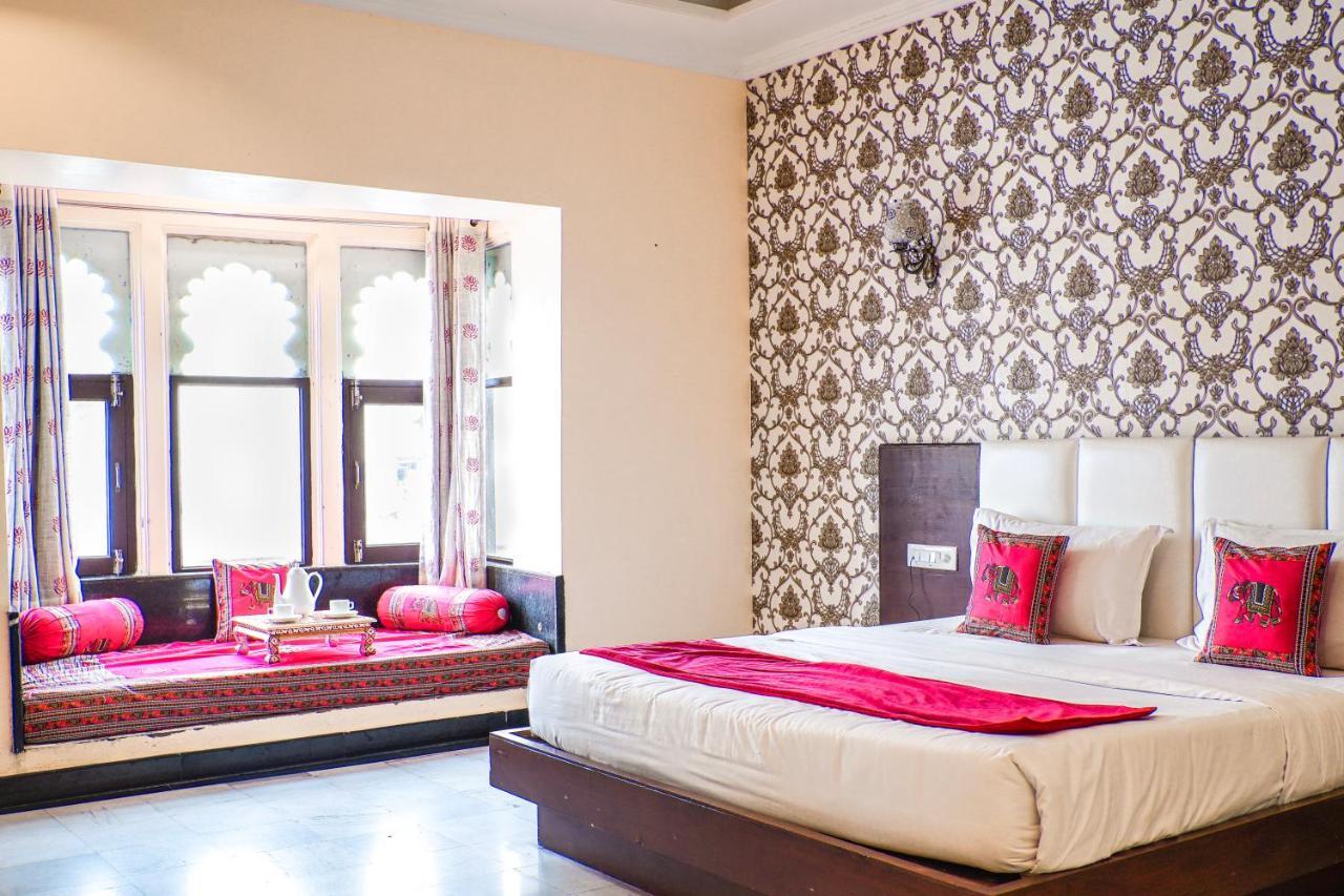 Hide-In Udaipur - A Lake View Boutique Hotel Ngoại thất bức ảnh