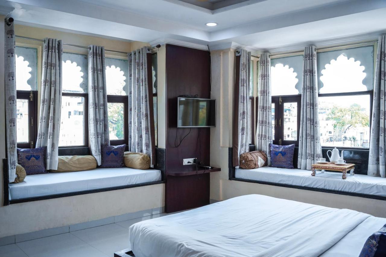 Hide-In Udaipur - A Lake View Boutique Hotel Ngoại thất bức ảnh
