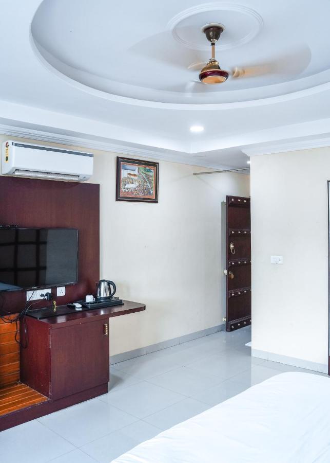 Hide-In Udaipur - A Lake View Boutique Hotel Ngoại thất bức ảnh